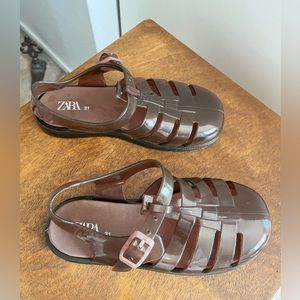 Zara-Jelly Sandals size 31/12